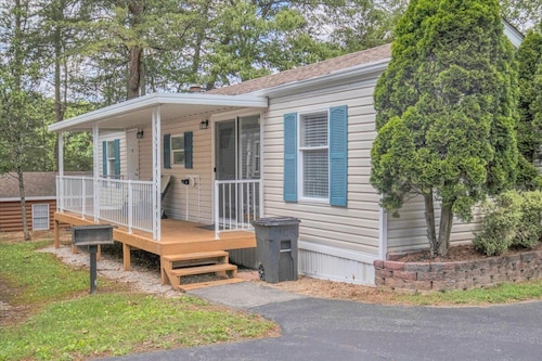 Luxury 2BR Cottage w/ King & Queen Beds