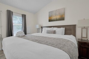2 chambres, accès au Wi-Fi (inclus), literie fournie