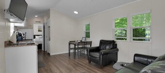 2BR Mountain Cottage w/ King Bed | Sleeps 5