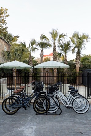 Bicycling - The Nicholas (Charleston)