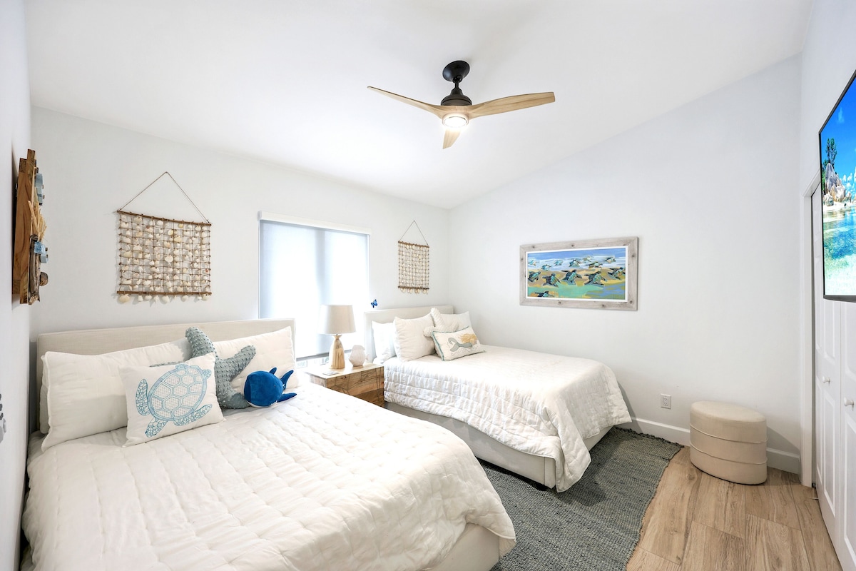 Photo 22 of 10% Off Weekly Naples Lux Home Private Heated POOL + Spa, Near Vanderbilt Beach