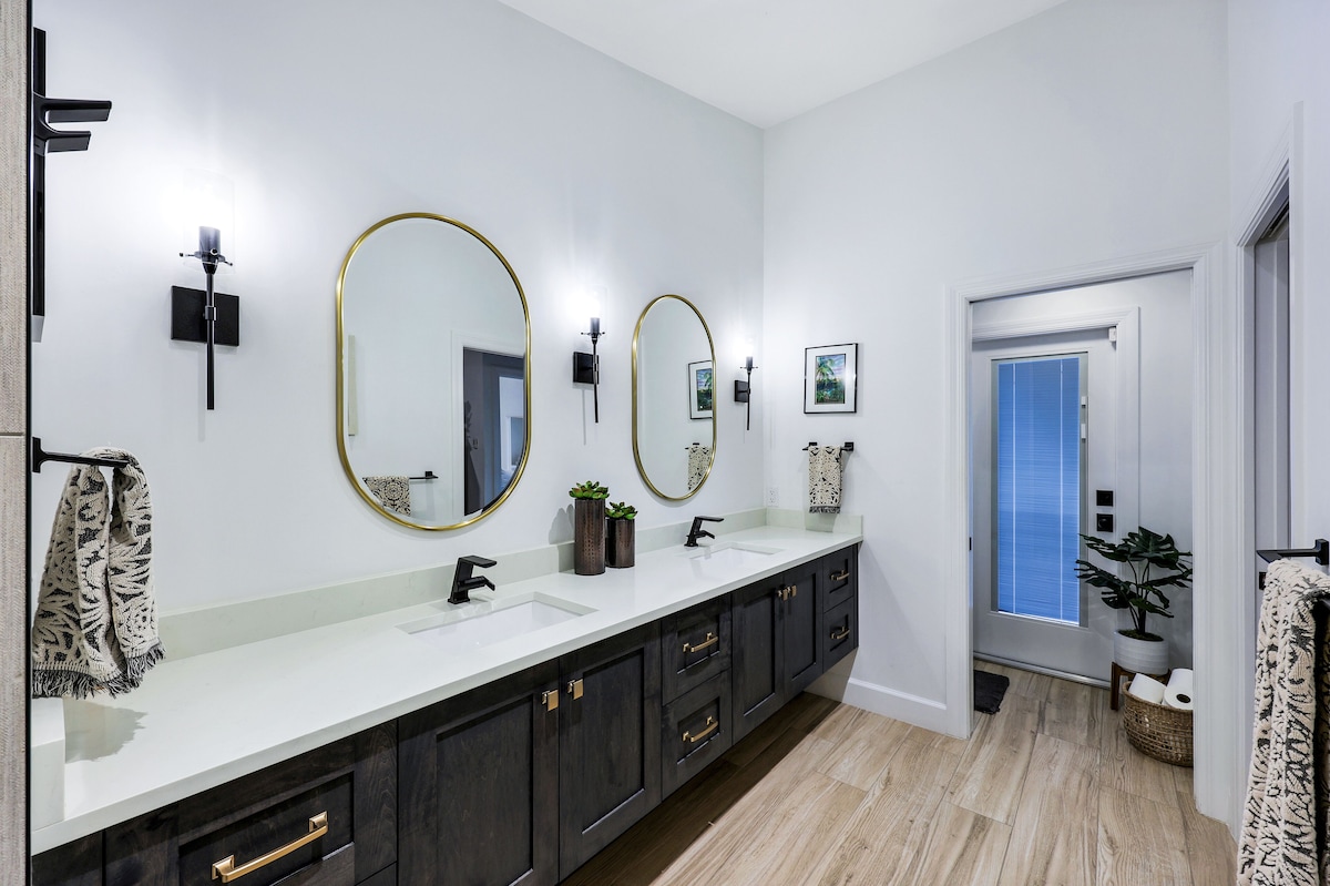 Photo 19 of 10% Off Weekly Naples Lux Home Private Heated POOL + Spa, Near Vanderbilt Beach