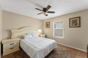 3 chambres, fer et planche Ă repasser, Wi-Fi gratuit, draps fournis