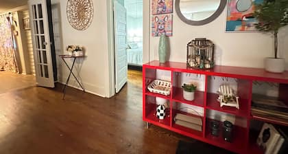 Welcome to Nana's Strawberry Fields Retreat: 5 miles from Carolina Motorsports!