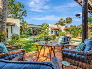 Terrace/patio - Sedona Style Resort home awaits your company! (Fort Myers)