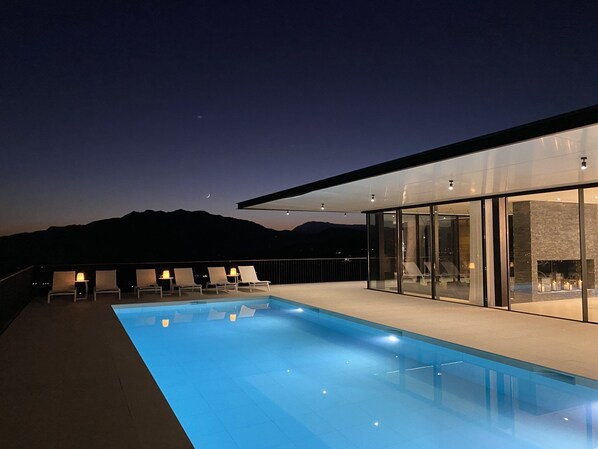 Opvarmet pool