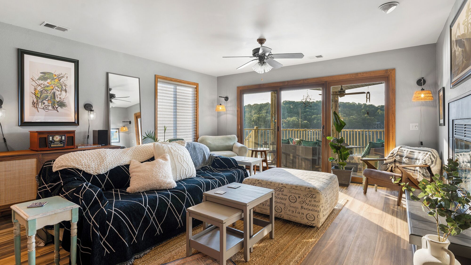 تلفز يون، ستيريو