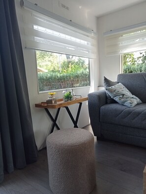 Smart TV, mesa de pingue-pongue