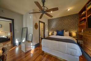 1 dormitori, escriptori, planxa i posts de planxar i wifi gratuïta