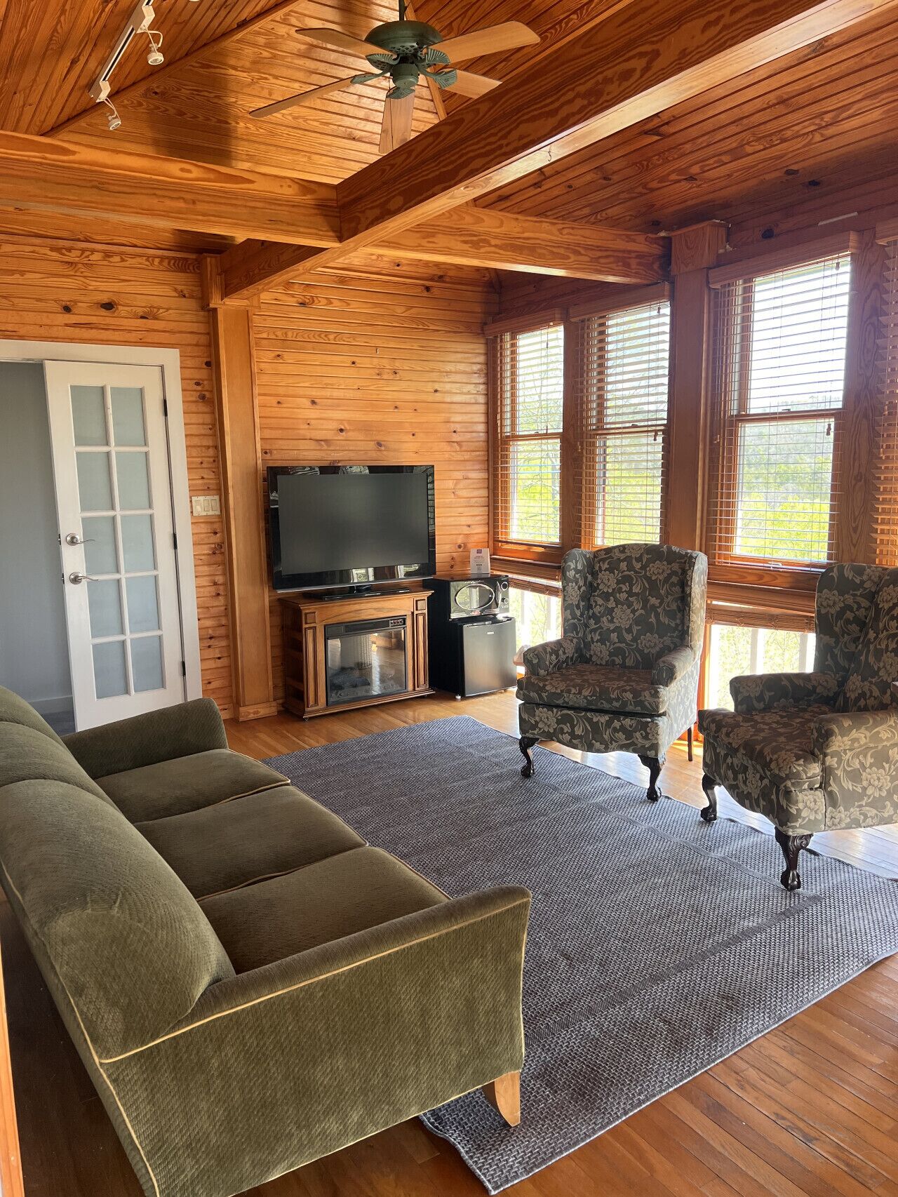 TV connectée, cheminée