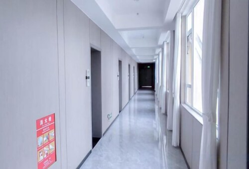 Mingcheng Holiday Hotel