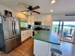 Fridge, microwave, oven, stovetop - Cozy Lakefront Holiday Getaway! Festive & Peaceful w/ Stunning Lake Views! (Falls of Rough)