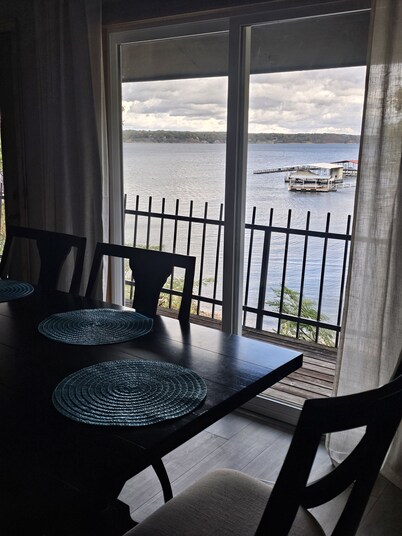 Lakeside, Boat Dock and Hot Tub with this small quaint cottage.