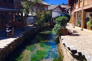 Garden - Fenghe Rili Inn (Lijiang Ancient City Branch) (Lijiang)