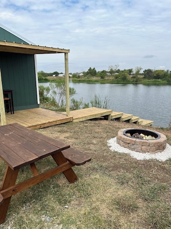 Property grounds. Bass Lodge - Lakefront - New