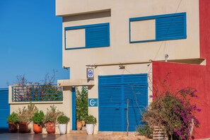 Front of property - KITE HOUSE By Lola (Dakhla)