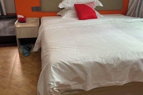 Fangzhi Hotel