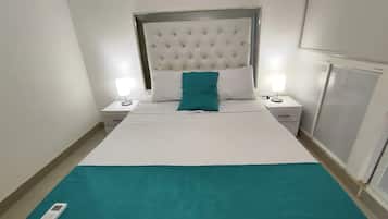 2 bedrooms, iron/ironing board, free WiFi