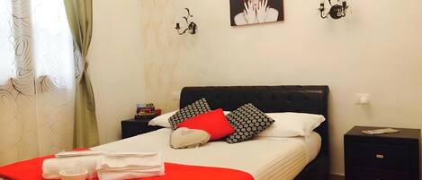 Desk, laptop workspace, soundproofing, iron/ironing board