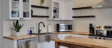 Microwave, oven, stovetop, dishwasher