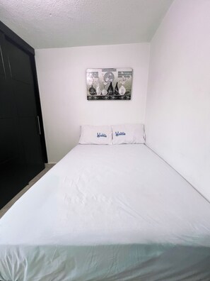 5 camere, ferro/asse da stiro, Wi-Fi