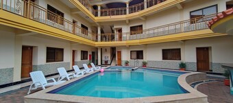 太平洋珍珠酒店