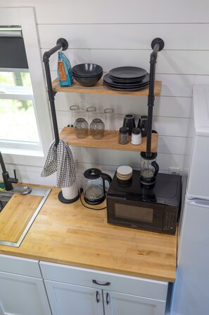Fridge, microwave, coffee/tea maker, electric kettle