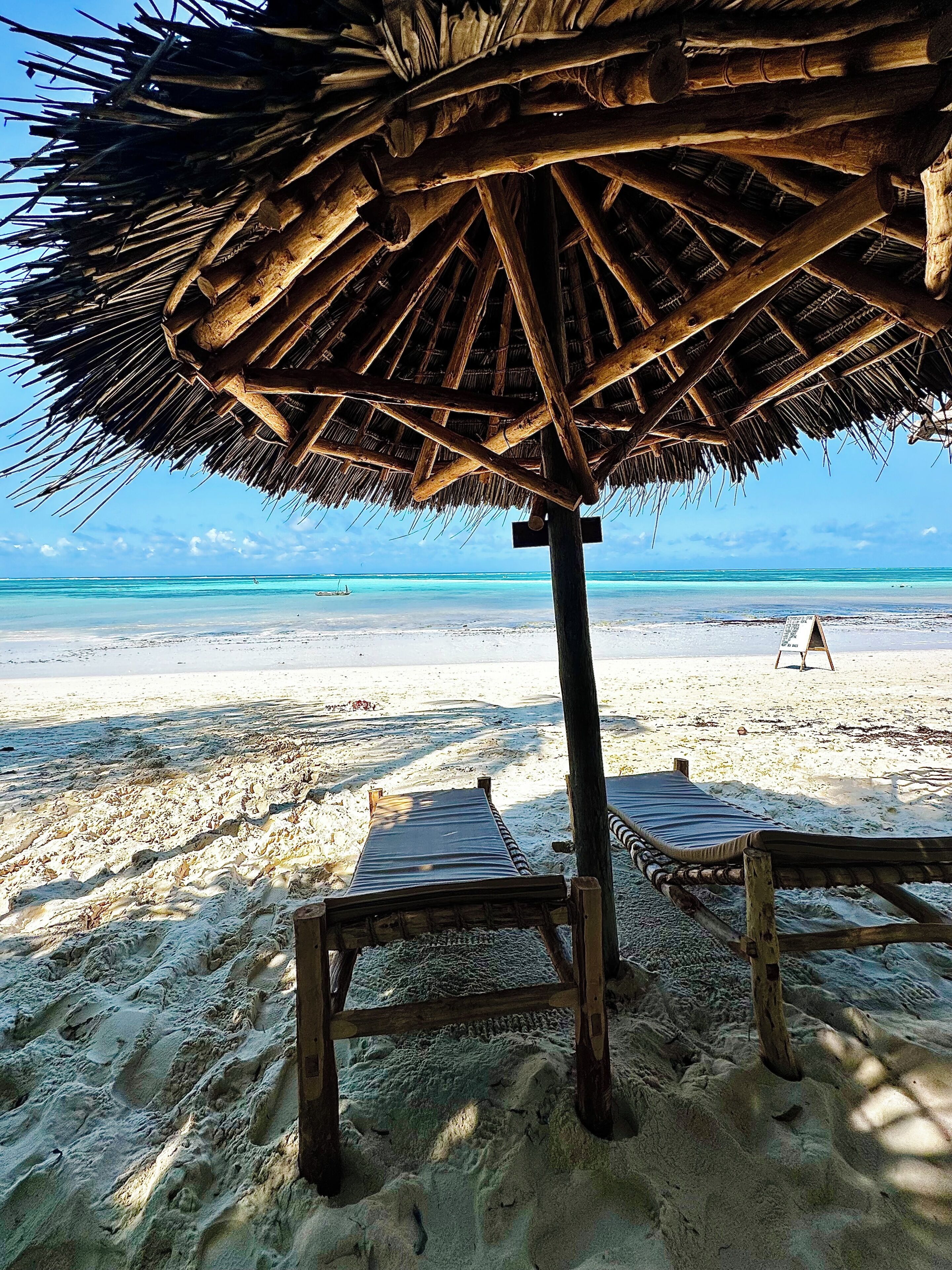Ubicación cercana a la playa y toallas de playa