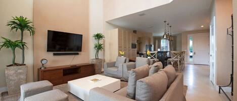 Télévision, chaîne hi-fi