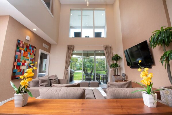 Televisión y estéreo 