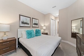 4 bedrooms, desk, iron/ironing board, travel crib