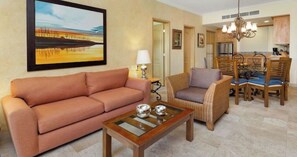 Smart TV - Spectacular 2BD Beachfront Condo in Villa del Arco
 (Cabo San Lucas)