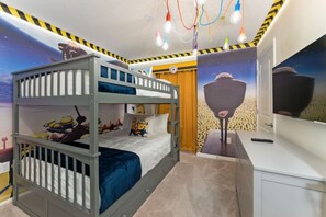 5 bedrooms, iron/ironing board, travel crib, WiFi