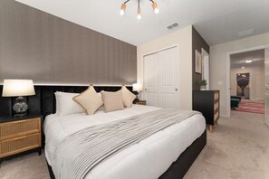 5 Schlafzimmer, Bügeleisen/Bügelbrett, Reisekinderbett, WLAN
