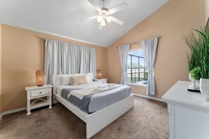 4 dormitoris, escriptori i planxa i posts de planxar 