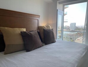 1 Schlafzimmer, Zimmersafe, Schreibtisch, WLAN