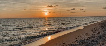 Magical Suite:  Pool, Sauna, AC, Wi-Fi and More in Awesome Quite 
Venice-Florida