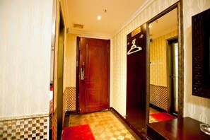 Interior - Haihai Hotel (Wuhan University of Technology Wenzhi Street Subway Station) (Wuhan)