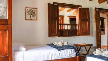 Basic Triple Room