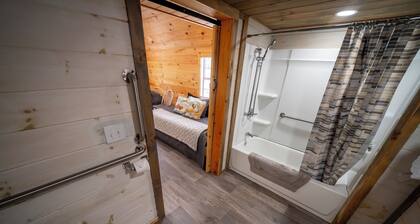 1 Room Cabin- " The Farm House"