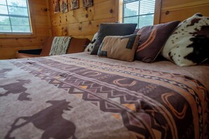 1 bedroom, WiFi, bed sheets, wheelchair access