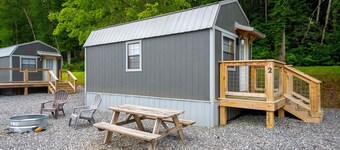 1 Room Cabin- " The John Wayne"