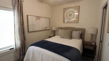 1 chambre, fer et planche Ă repasser, Wi-Fi, draps fournis