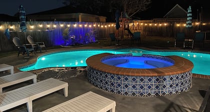 Cozy 1-BR/1-BA Modern Tiny Home w/Pool & Hot Tub & Spacious Yard w/Covered Patio