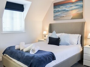 Unclassified image, 5 of 18, button