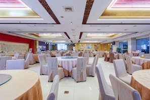 Unclassified image, 2 of 39, button - Apollo Hotel (Yucheng)