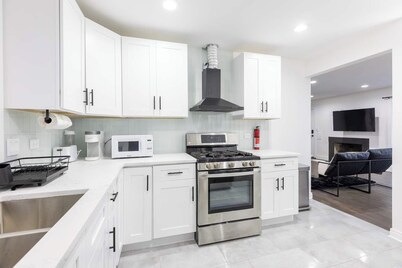 4 bedrooms, 6 beds, 2 full baths, and open basement loft