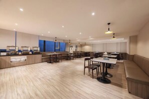 Restaurant - HanTing Hotel (Lijiang Old Town Dashuiche) (Lijiang)