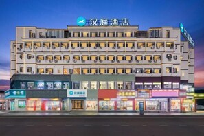 Exterior - HanTing Hotel (Lijiang Old Town Dashuiche) (Lijiang)