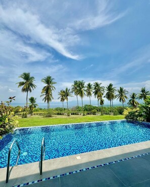 Luxury-Villa, 2 Schlafzimmer, Gartenblick | Blick auf den See